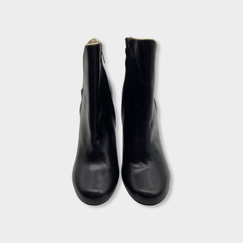 pre-owned MO HELMI black leather boots | Size EU39 UK6