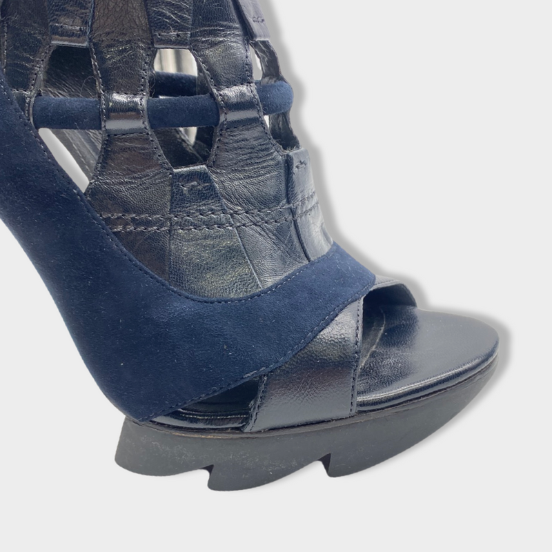 second-hand CAMILLA SKOVGAARD navy and black heels | Size EU39.5 UK6.5