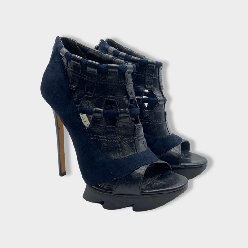 CAMILLA SKOVGAARD navy and black heels