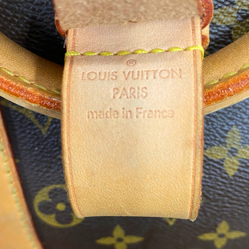 LOUIS VUITTON vintage monogram travel bag