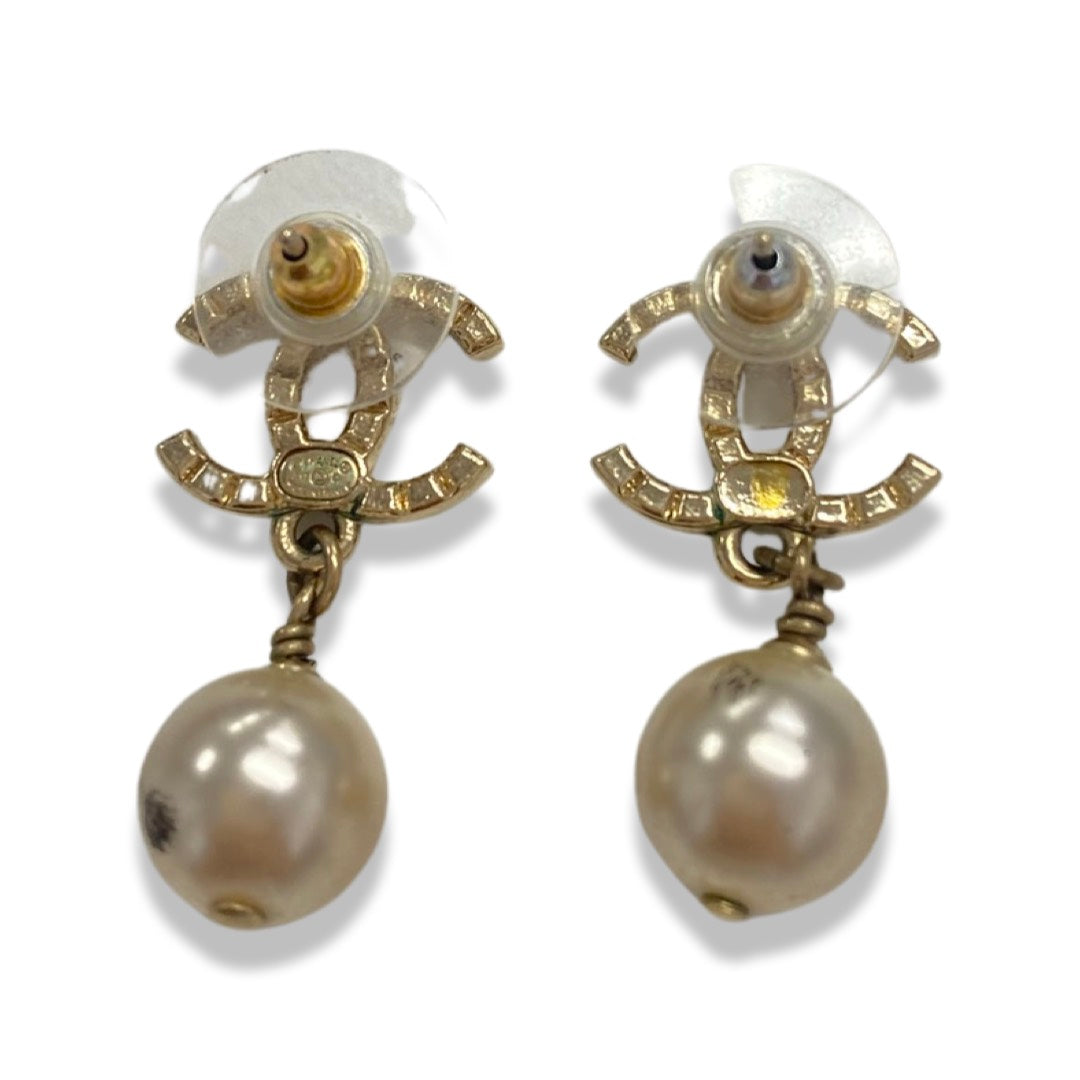  Gold Black Geometric Dangle Earrings - Pearl Heart