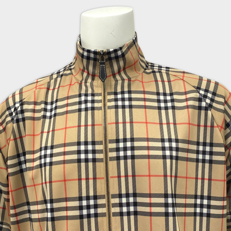 pre-loved Burberry nova check zip-up jacket