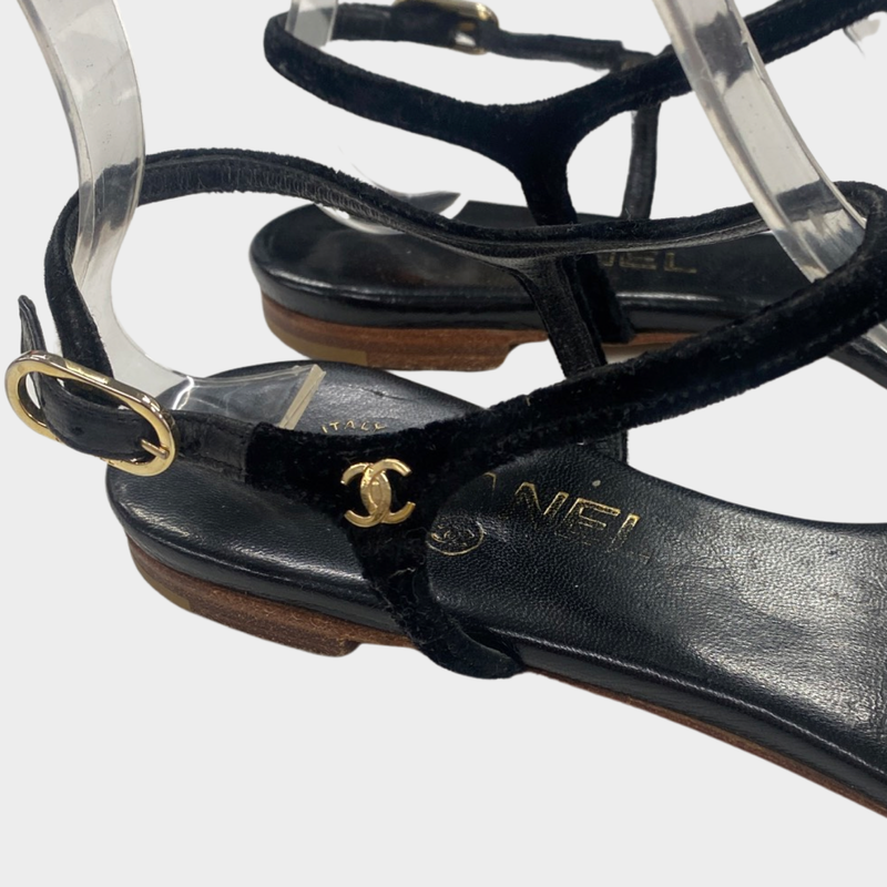 CHANEL black leather and velvet flip flop sandals
