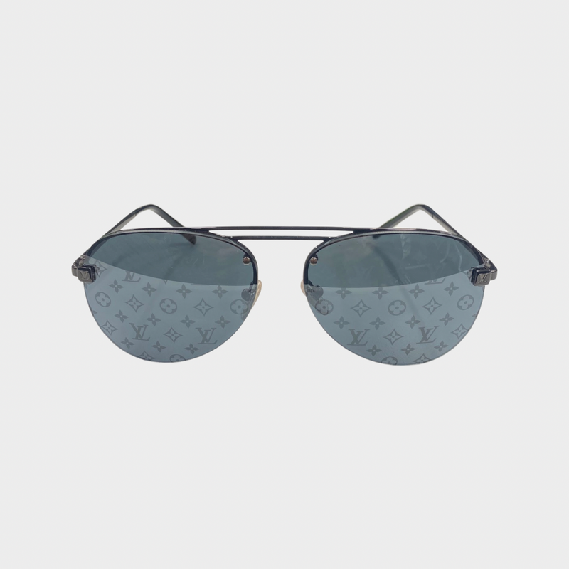 Louis Vuitton black Clockwise sunglasses