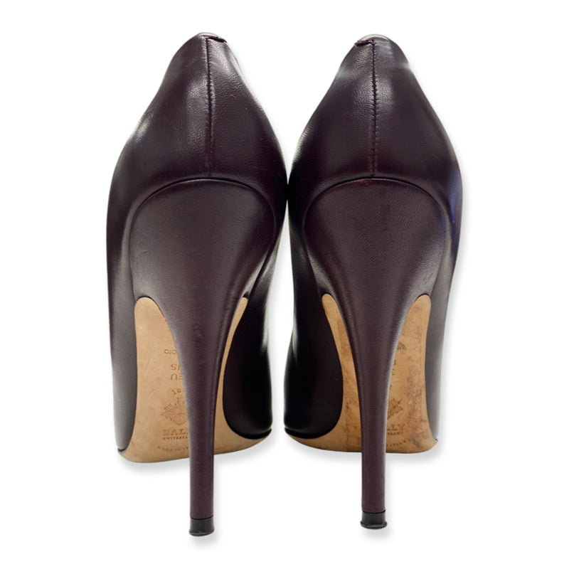 BALLY burgundy leather pumps