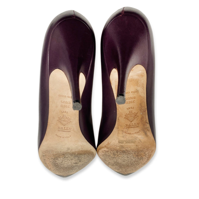 BALLY burgundy leather pumps