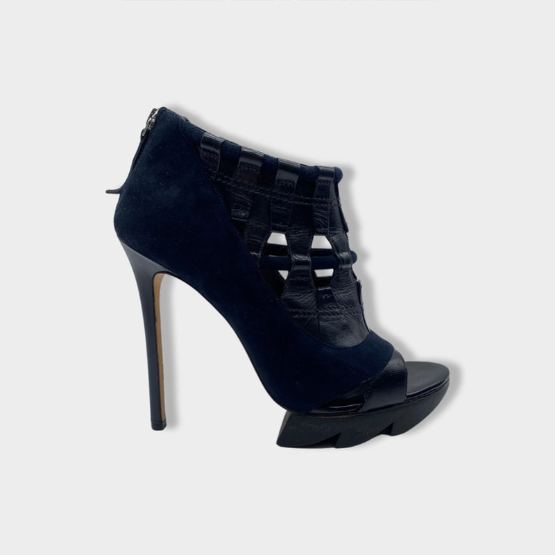 pre-loved CAMILLA SKOVGAARD navy and black heels | Size EU39.5 UK6.5