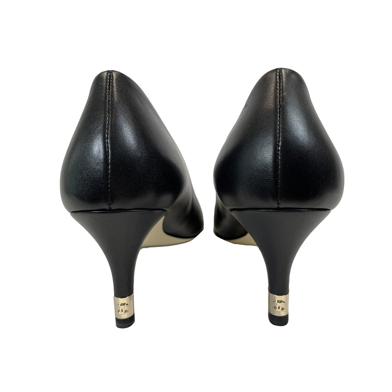 chanel black leather pumps | Size 37.5