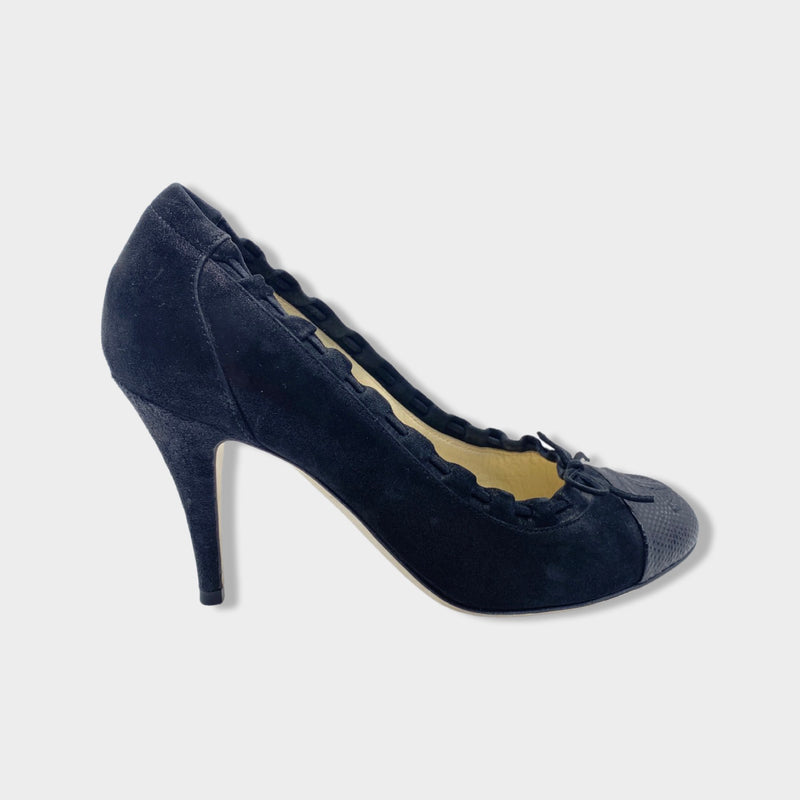 pre-owned CHANEL black suede pumps | Size EU37 UK4