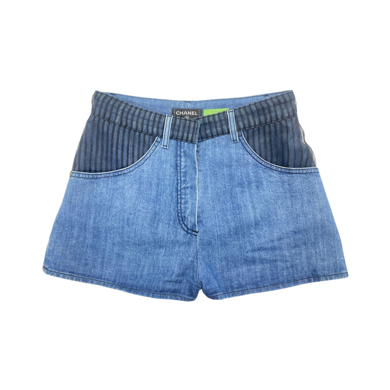 pre-loved CHANEL blue denim mini shorts | Size FR36