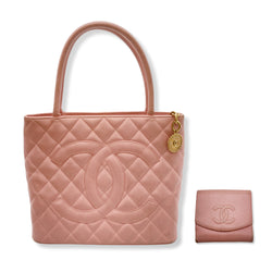 pre-loved CHANEL pink grained leather Medallion tote bag