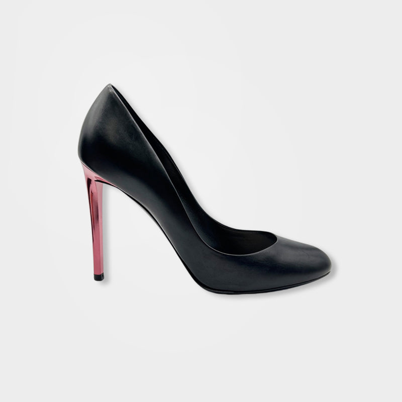 pre-loved CHRISTIAN DIOR black leather pumps | Size EU40 UK7