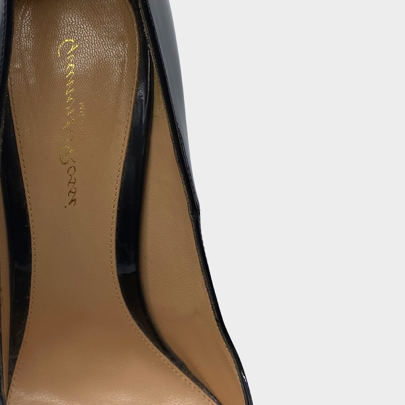 GIANVITO ROSSI black patent leather pumps