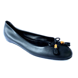 GUCCI black leather ballerinas with a front bow