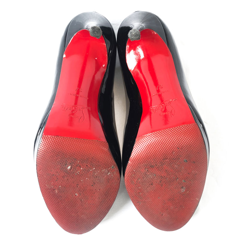 CHRISTIAN LOUBOUTIN black patent leather heels