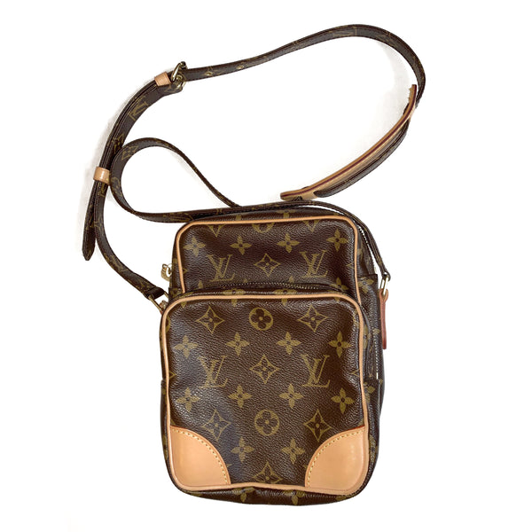 Loop leather crossbody bag Louis Vuitton Brown in Leather - 38069451