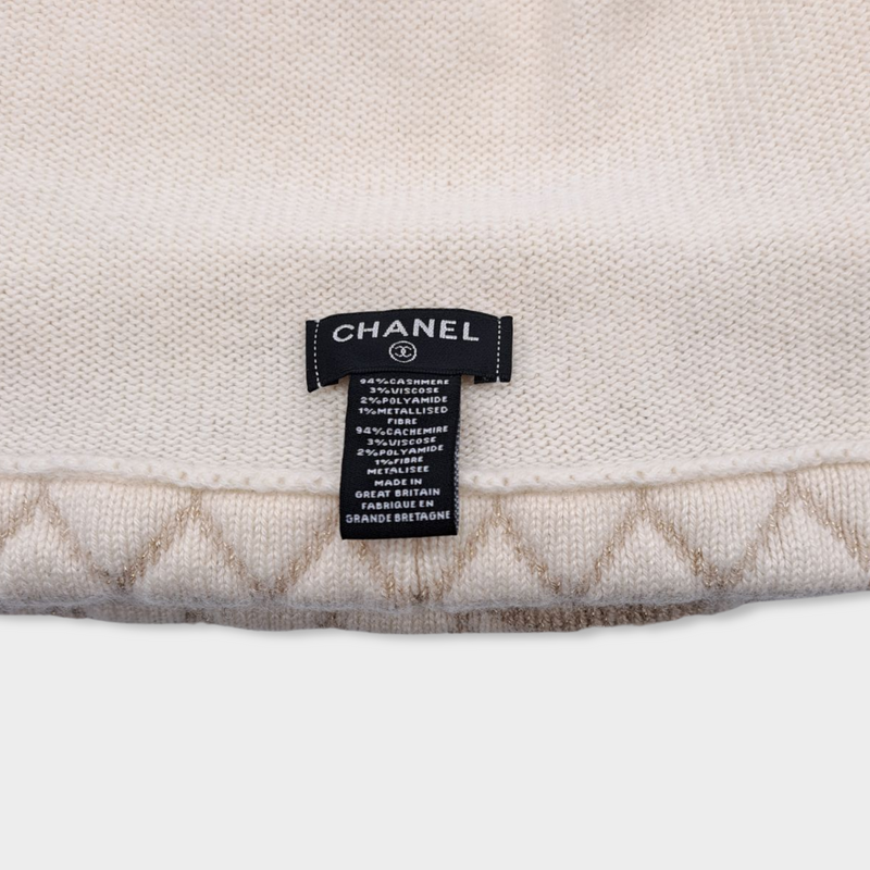 CHANEL ecru cashmere hat