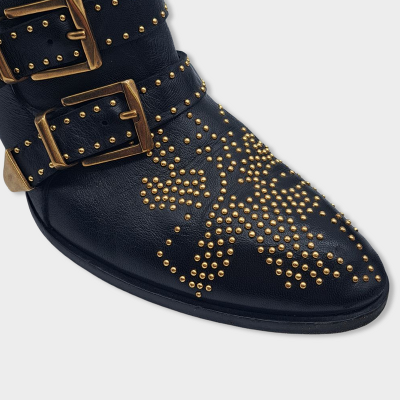 second-hand CHLOÉ Susanna studded black leather ankle boots