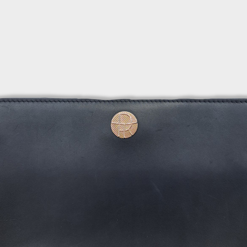 pre-loved THE ROW black leather handbag