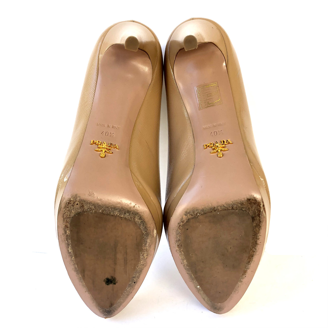 PRADA nude heels Loop Generation