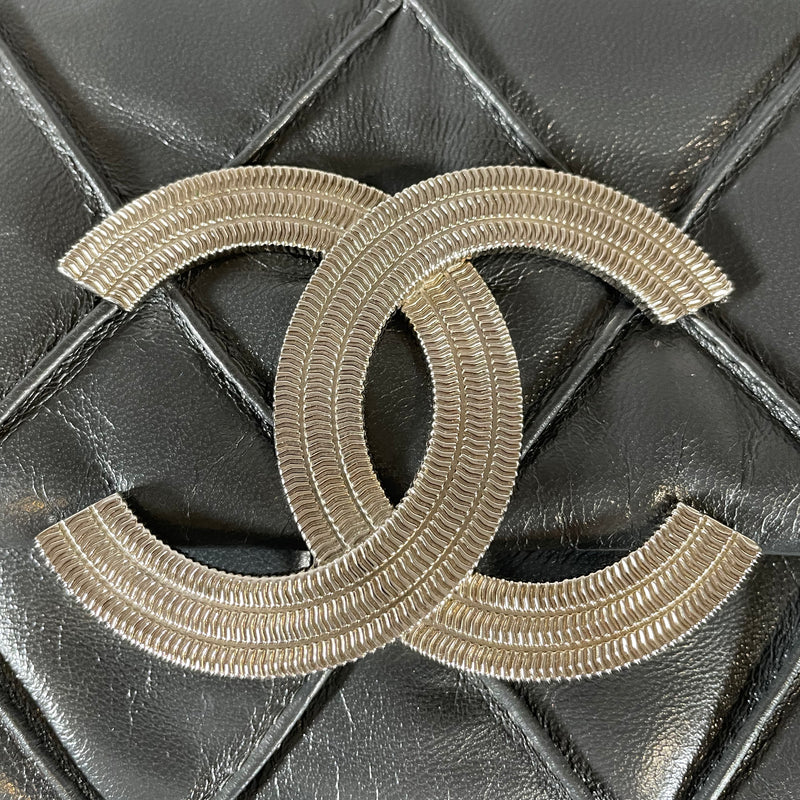 Chanel anthracite leather handbag  