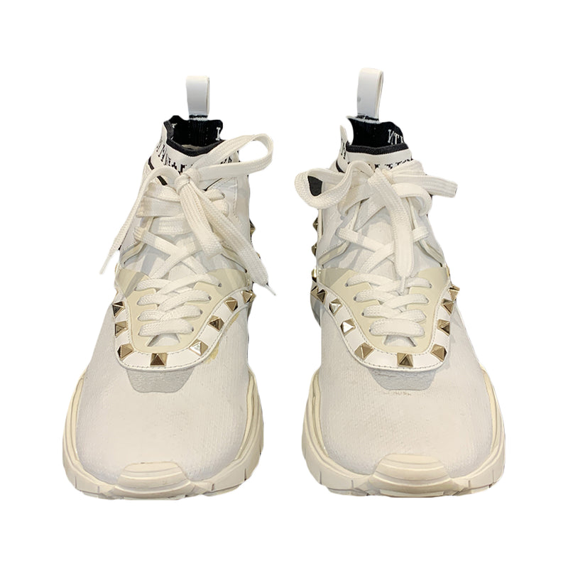 pre-loved Valentino white rockstud New York limited edition trainers 
